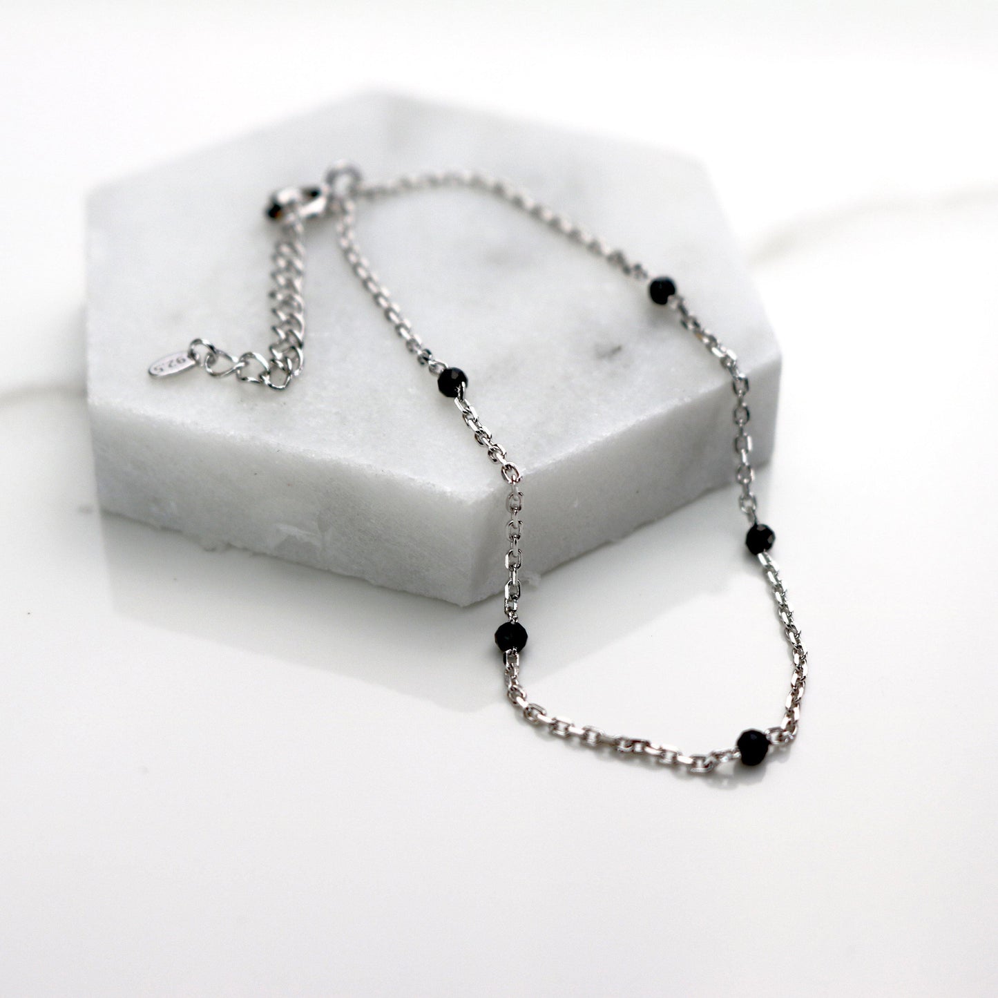 Black spinel bracelet