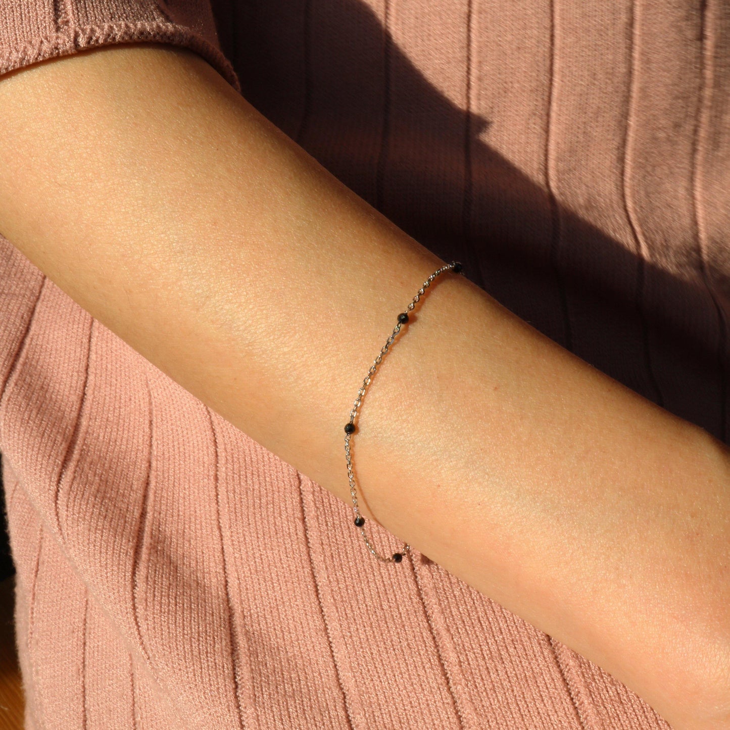 Black spinel bracelet