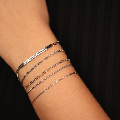 PAPERCLIP ACCENT CHAIN BRACELET