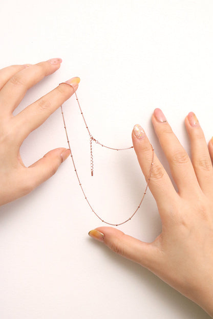 Relay bolts necklace