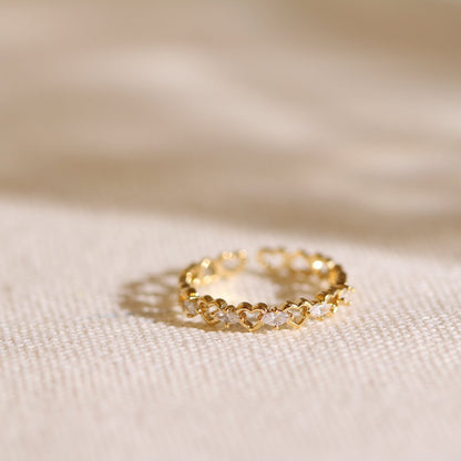 Cubic relay heart ring