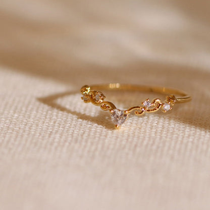 Elegant heart ring