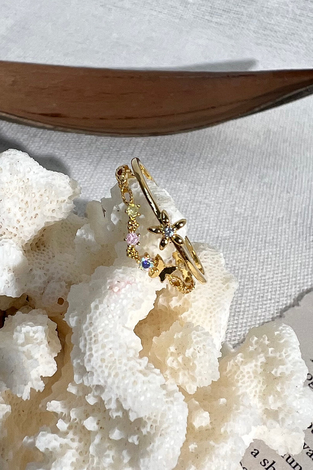 Double pastel flower ring