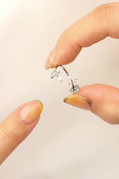 Moonstone laurel vine ring