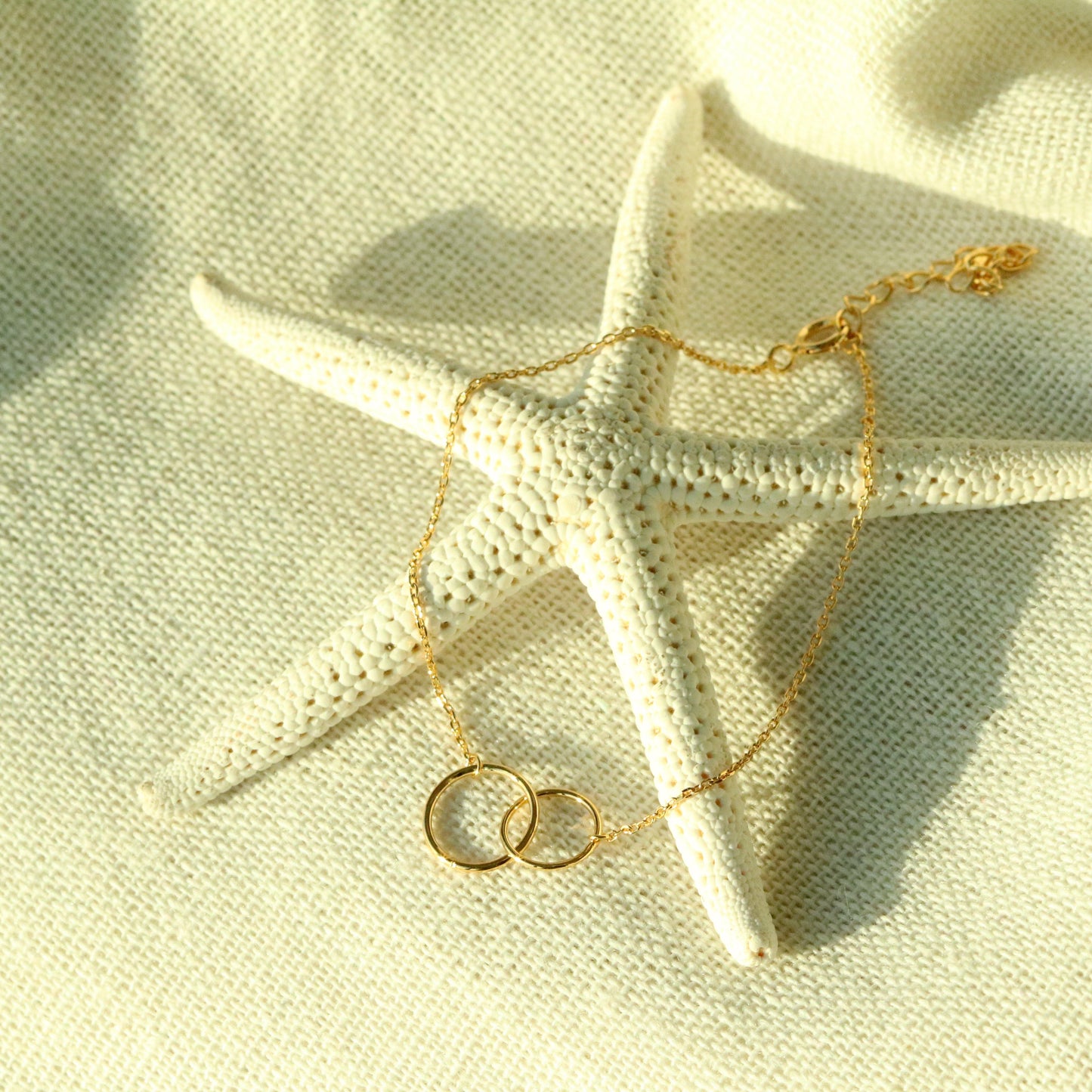 Double circles bracelet